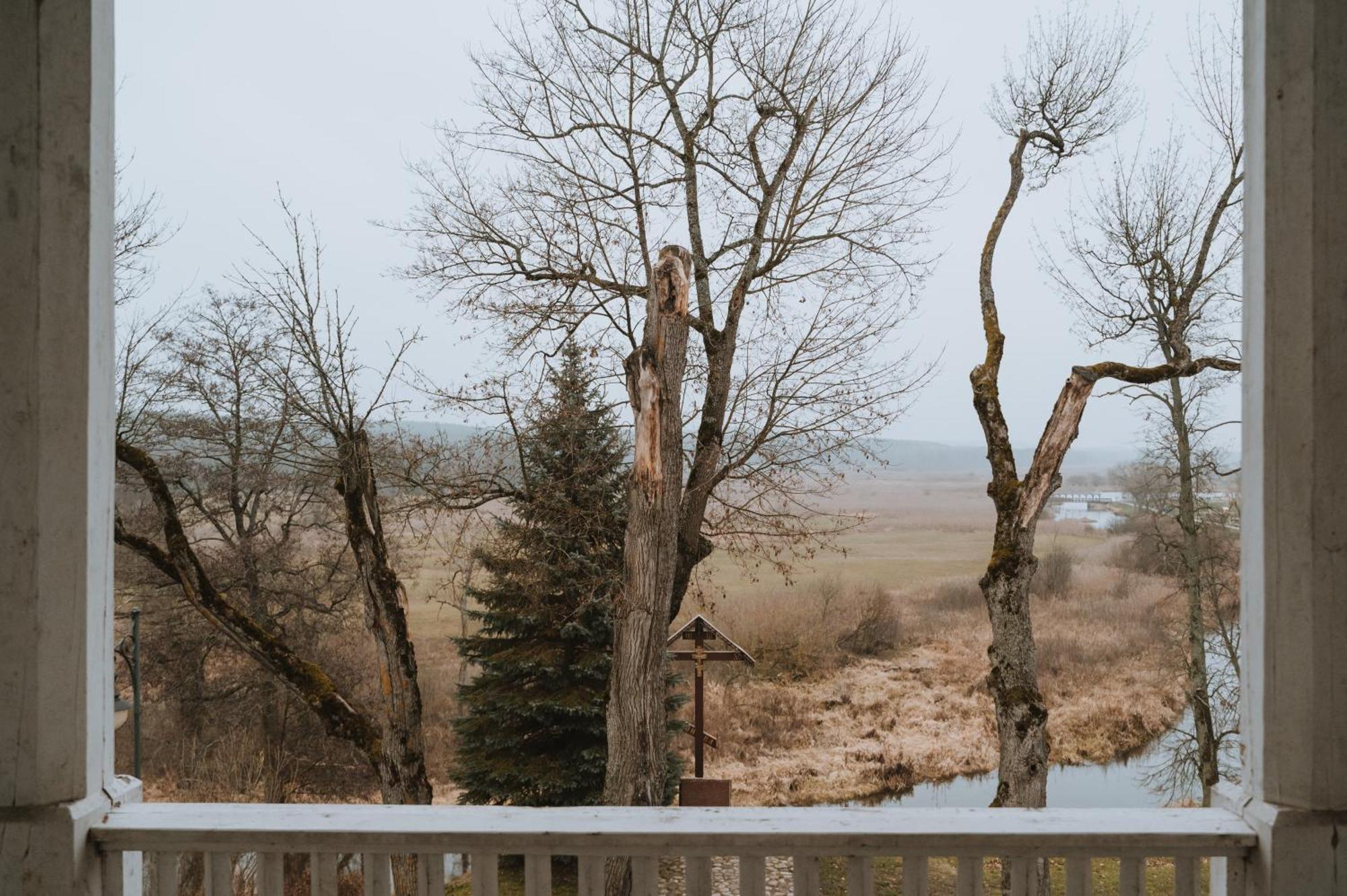 Pokoje Goscinne Domu Pielgrzyma W Supraslu エクステリア 写真