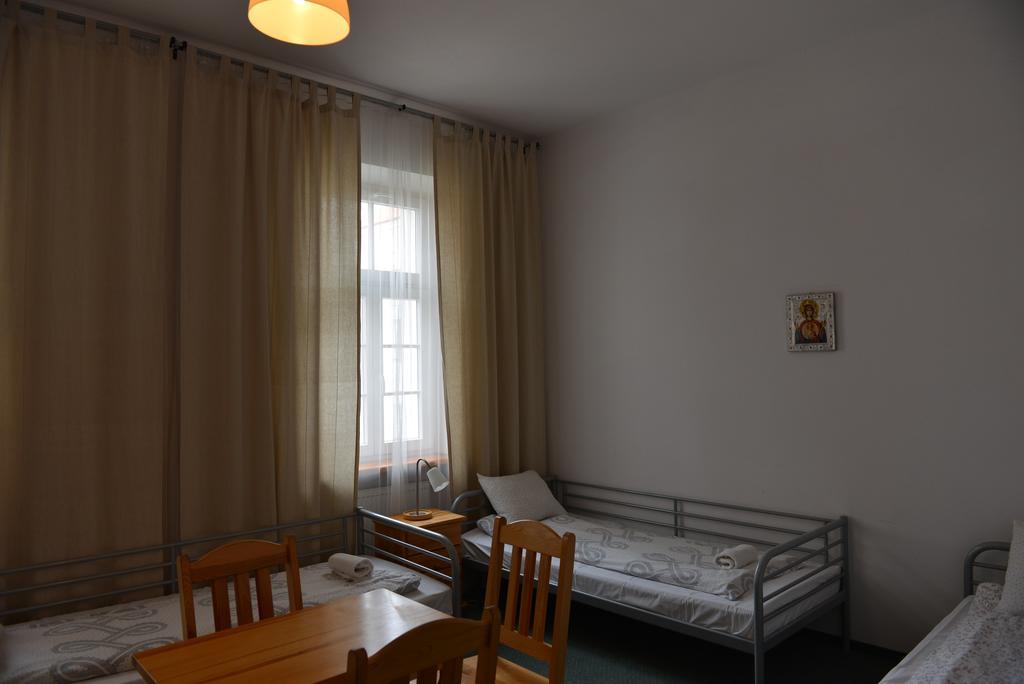 Pokoje Goscinne Domu Pielgrzyma W Supraslu 部屋 写真